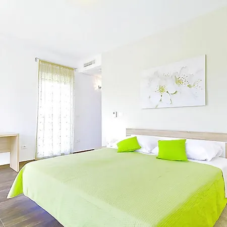 Splendid Holiday Homepula Holiday home *