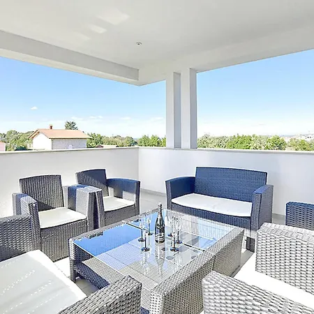 Splendid Holiday Homepula Holiday home